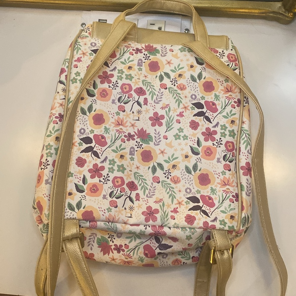 Disney Princess Adjustable Mini Backpack 🩷🧡💛💚🩵 - Picture 2 of 3